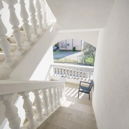 Apartment Grey Stone Vodice